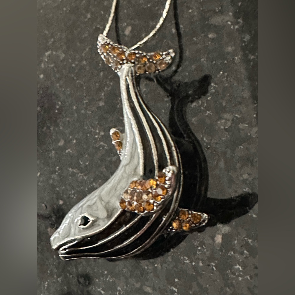 New Kenneth Lane whale brooch/pendant 2 in 1